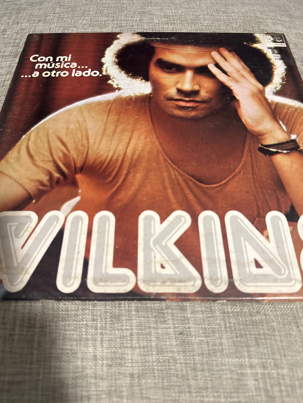 Wilkins - Con mi musica a otro lado