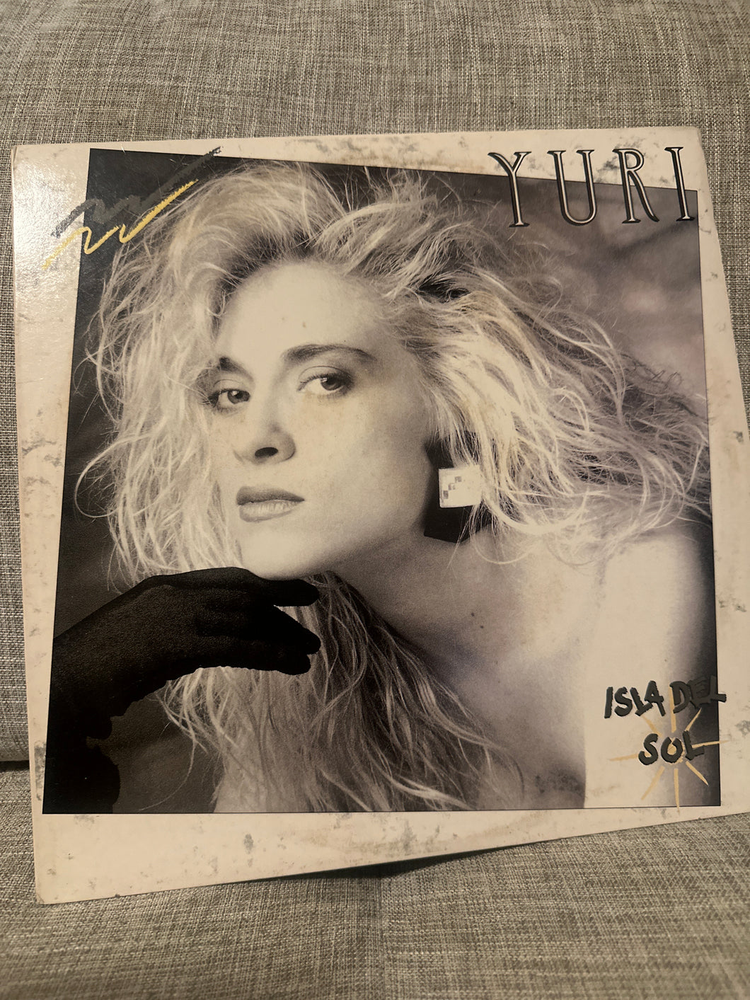 Yuri - Isla del sol