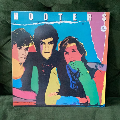 Hooters - Amore