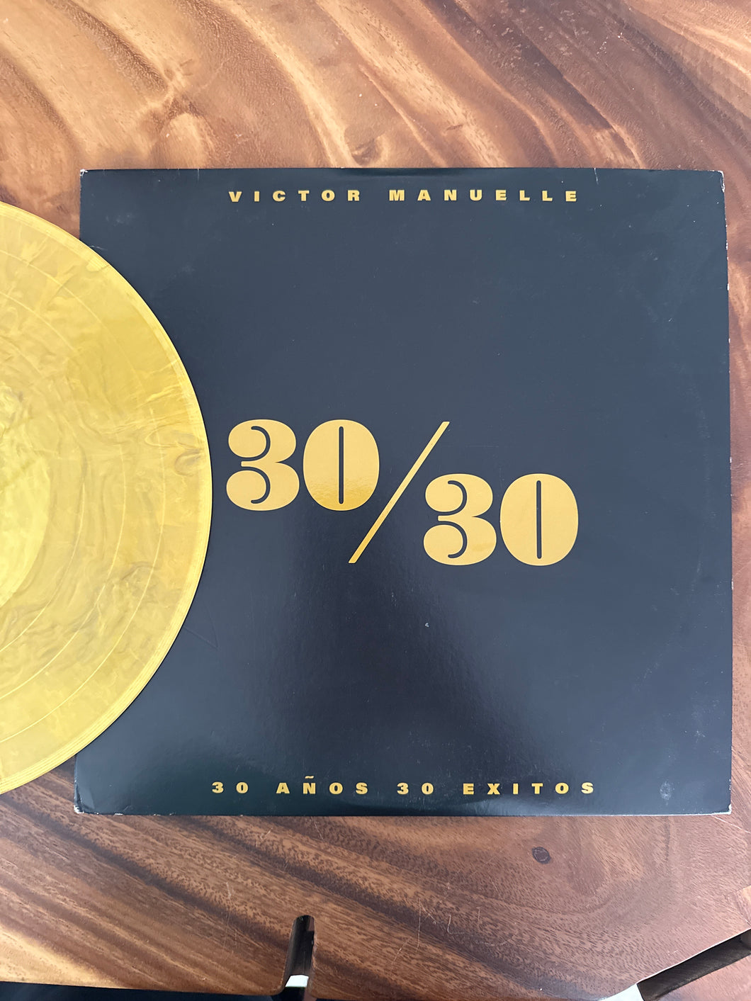 Victor Manuelle - 30/30 (30 años de exitos) 4LP (Color Vinyl)