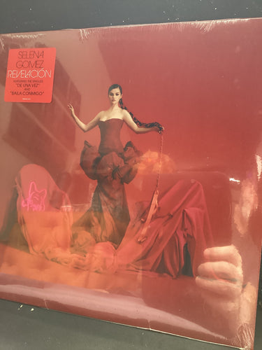 Selena Gomez - Revelación