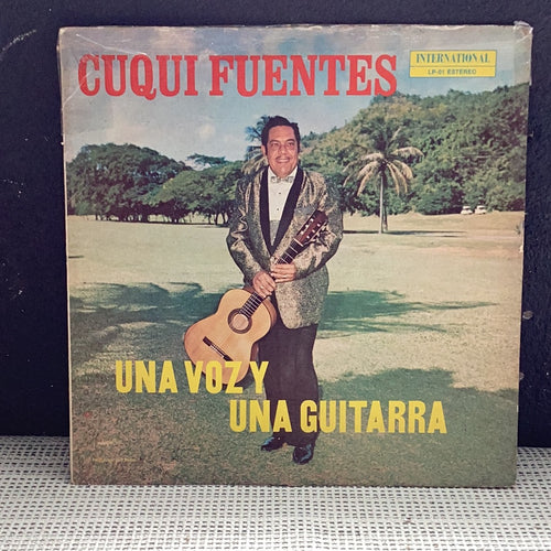 Cuqui Fuentes - Ua voz y una guitarra
