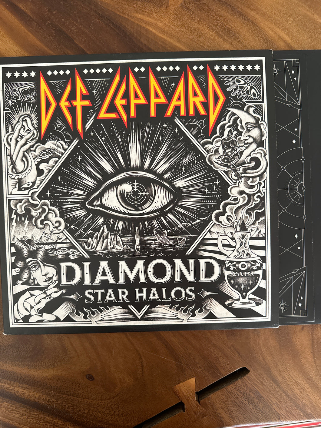 Def Leppard - Diamond Star Halos