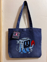 Arte por Gardy Perez - “De tierras lejanas” Collection (Tote & Artwork) # 3/16