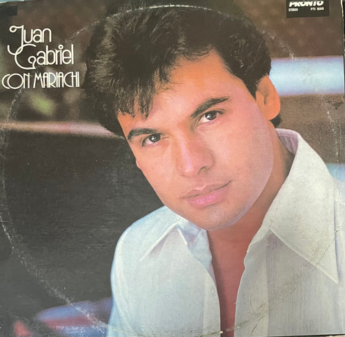 Juan Gabriel Con Mariachi