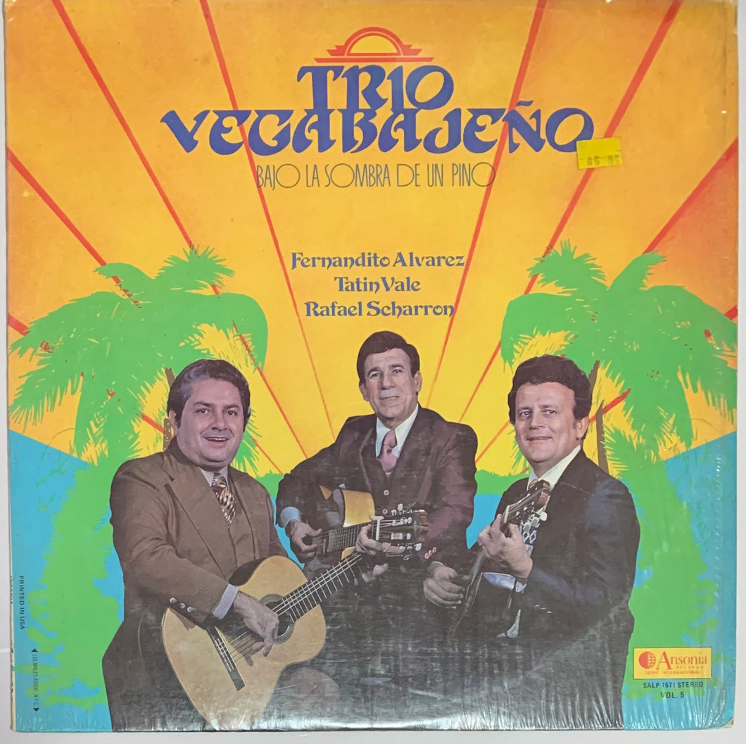 Trio Vegabajeño - Bajo La Sombra De Un Pino Vol. 5